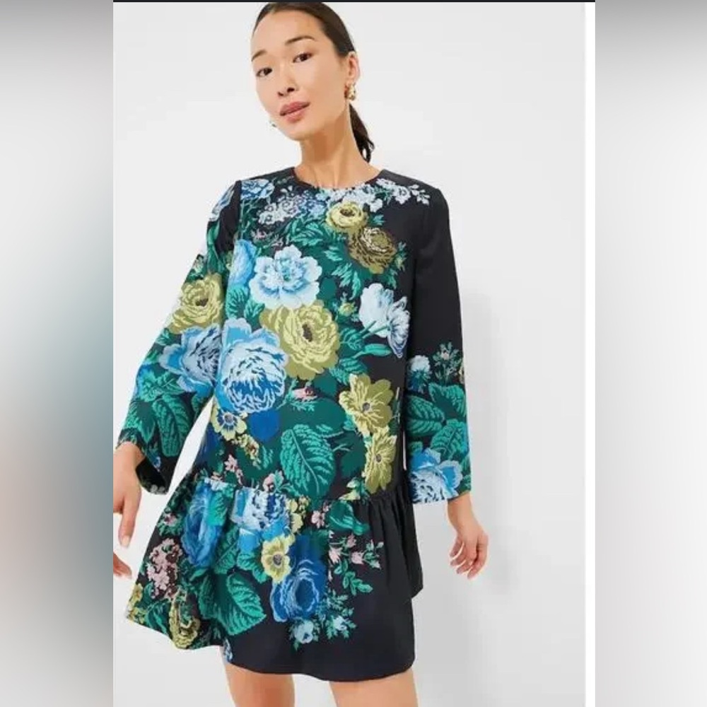 Tuckernuck Black Floral Pierce Dress Long Sleeve Size S